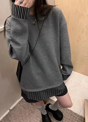 Светр жіночий