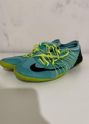 Nike жіночі бігові кросівки, стан відмінний 40 рр