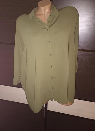 Блуза с шикарной спинкой и открытыми плечиками