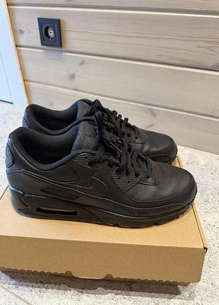 Зручні кросівки 2