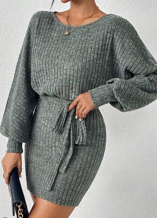 Сукня жіноча