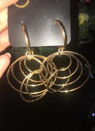 Шикарные серьги кольца