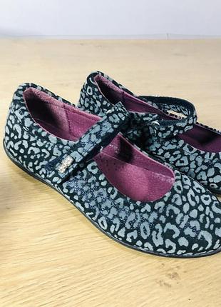 Балетки шкіряні на дівчинку