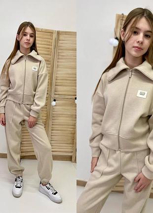 Костюм теплый на девочку