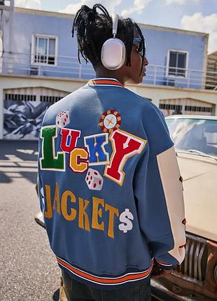 Бомбер с принтом