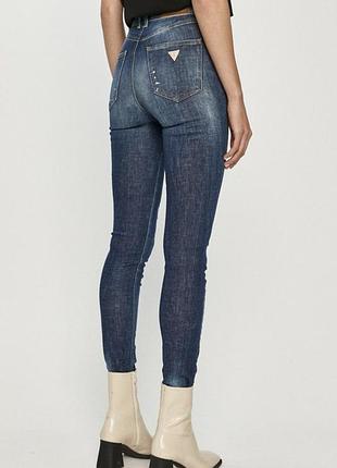 Джинсы  guess.