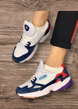 Кросівки  жіночі, для фітнесу ,на кожен день.