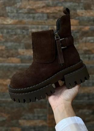 Ботинки натуральные.