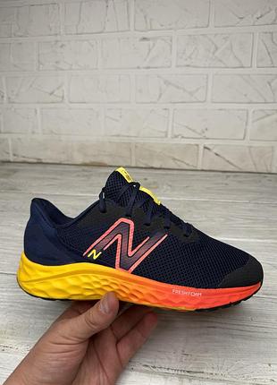 Крутые беговые кроссовки  new balance