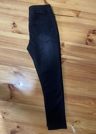 Джинси next