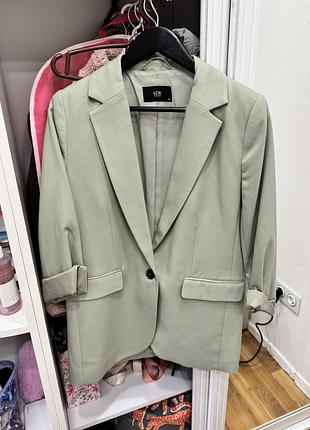 Піджак мʼятний розмір 36 (s)