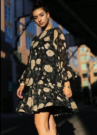 Ganni невероятно красивое фирменное платье, новое