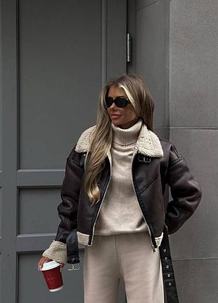 Укорочена оверсайз дублянка