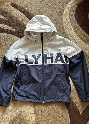 Куртка вітровка