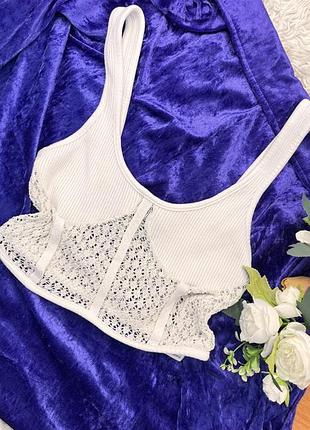 Топ корсетного стилю