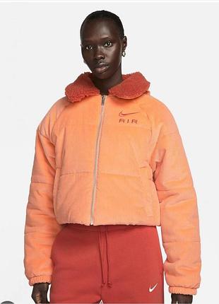 Женская куртка nike