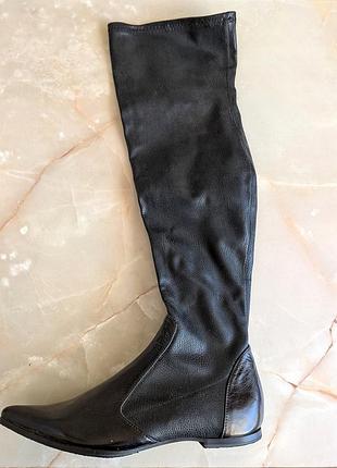 Сапоги-чулки стрейч кожа. размер 35
новые.