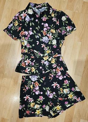 Шикарный костюм zara