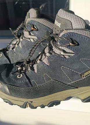 Зимові термо черевики meindl 34р