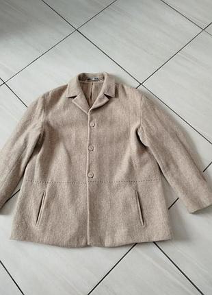 Пальто шерстяное 75 процентов укороченное беж