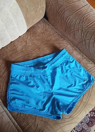 Женские шорты