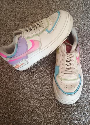 Кроссовки nike 38