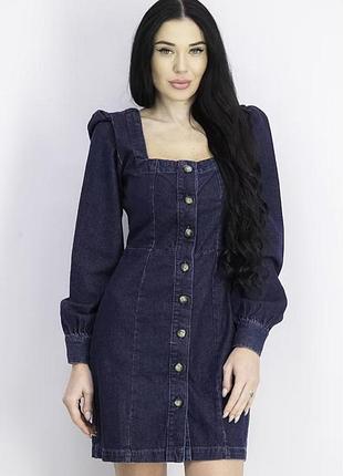 Джинсова сукня на гудзиках