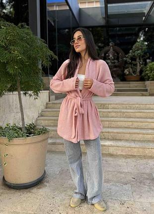 Мягкий, теплый, модный женский кардиган машинной вязки очень хорошего качества