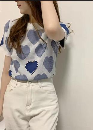 Красивая блуза из 💙 и бусами,р м