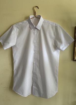Біла сорочка на підлітка 16-17 років