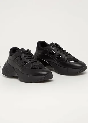 Оригінальні шкіряні кросівки pinko 39/26см повномірні 40