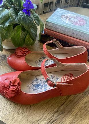 Туфлі "мері джейн"