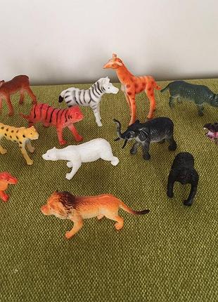 Набір фігурок дикі тварини жираф зебра слон лев та інші