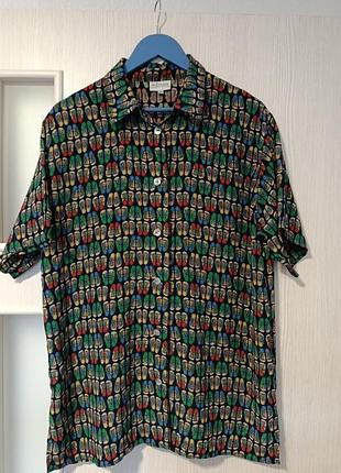 Рубашка женская от les essentiels, размер 44, 100% шелк, принт кеды, состояние идеальное