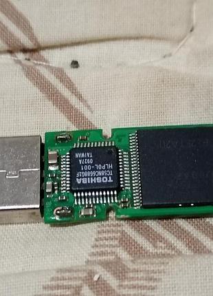 16gb toshiba флешка в нерабочем состоянии