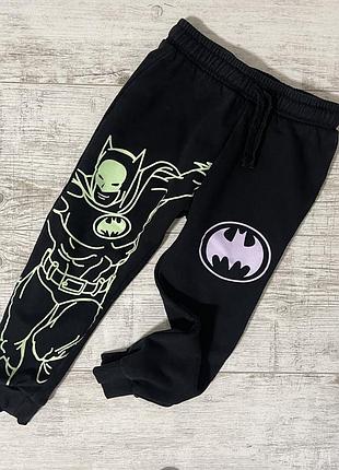 Спортивні штани для хлопчика 4-5 років