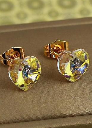 Сережки гвоздики xuping jewelry сваровські сердечки жовті хамелеон 1 см золотисті