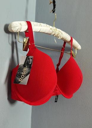 Брендовый бюстгальтер на тонком поролоне размера 80f