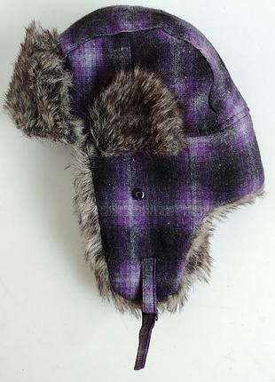 Симпатичная женская шапка- ушанка hawkins.