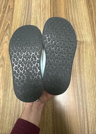 Кросівки адідас 2