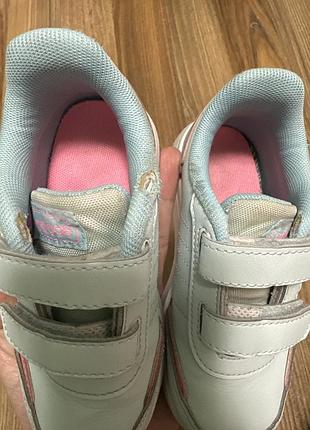 Кросівки адідас 4