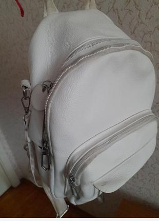 Кожаная сумка-рюкзак