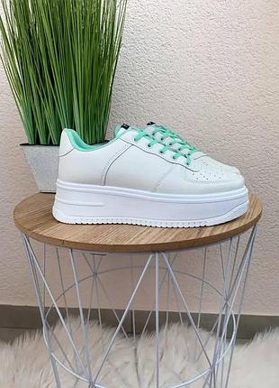 Женские белые кроссовки на платформе 25 и 25.5 см