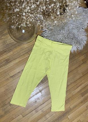 Стильні нові жіночі легінси капрі від бренду esmara насиченого жовтого кольору