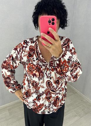 Гарна блуза