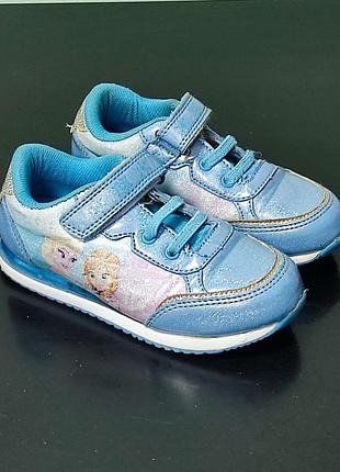 Кроссовки для девочки