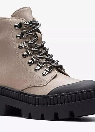 Кожаные ботинки clarks aprilla hike taupe