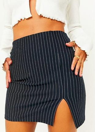Трендова трикотажна міні-спідничка в смужку з розрізом/спідниця/юбка/спідниця tally weijl, на р. xs/s 💔