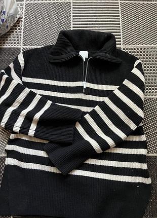 Класний світер від hm