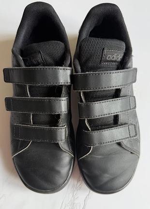 Шкіряні кросівки adidas на хлопчика